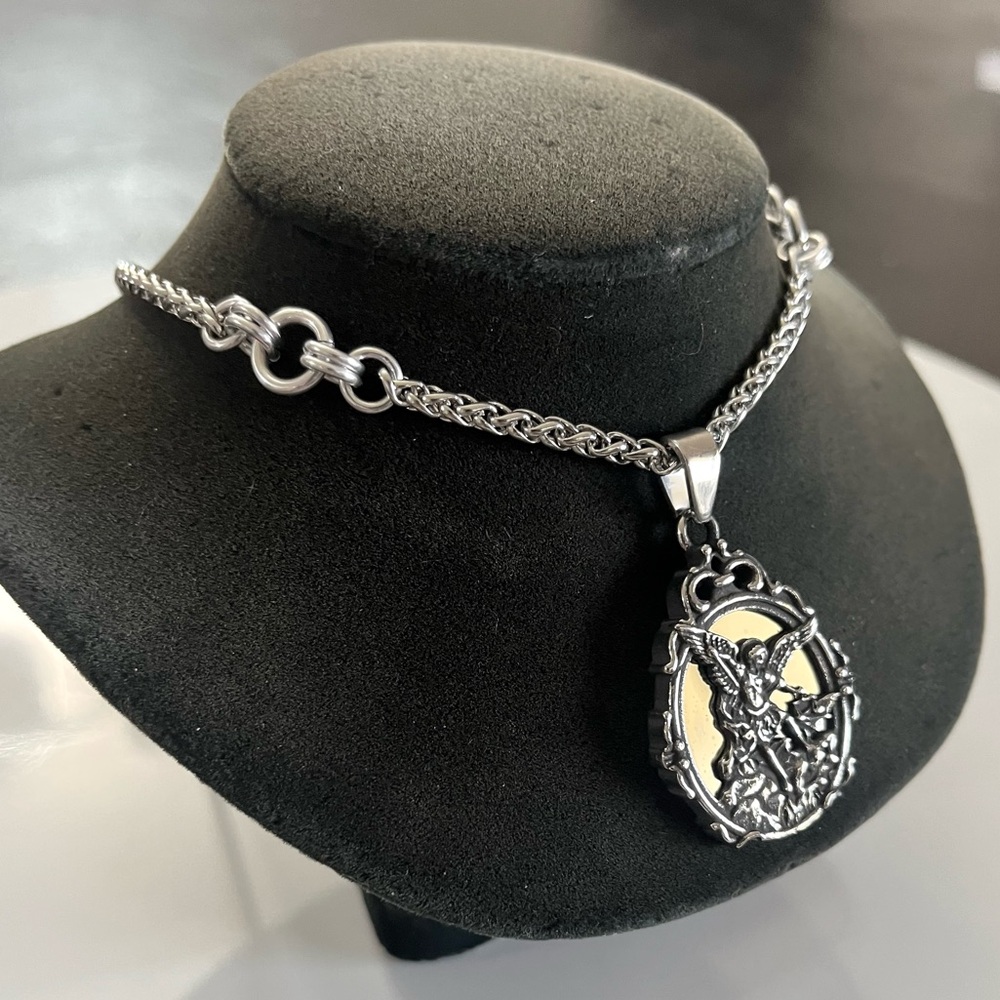 Handmade maille stainless steel necklace + st michael angel medal mirror charm - Picture 6 of 15